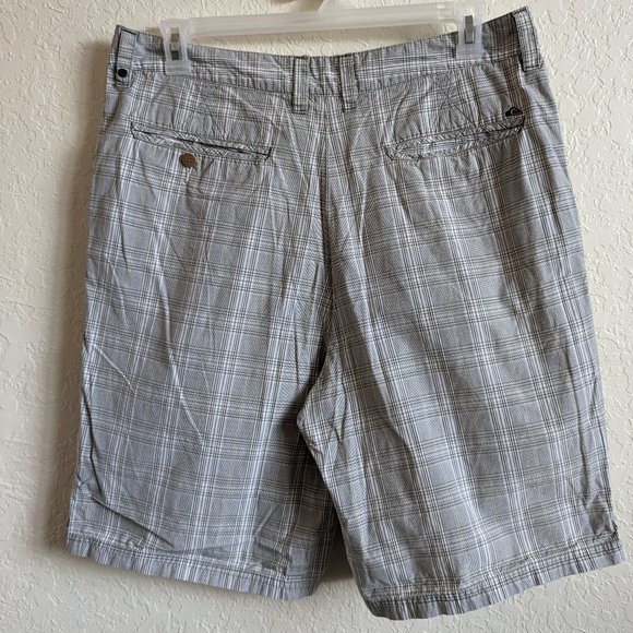 Quicksilver* Men's 1.5" Belt‎ Loop Multipocketed Plaid Bermuda Shorts~ Size 36 - Picture 2 of 14